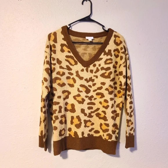 Sweater NWOT - Picture 2 of 7